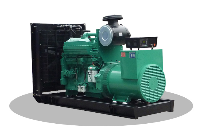 Dongfeng Cummins Open Type 450KW Generator 